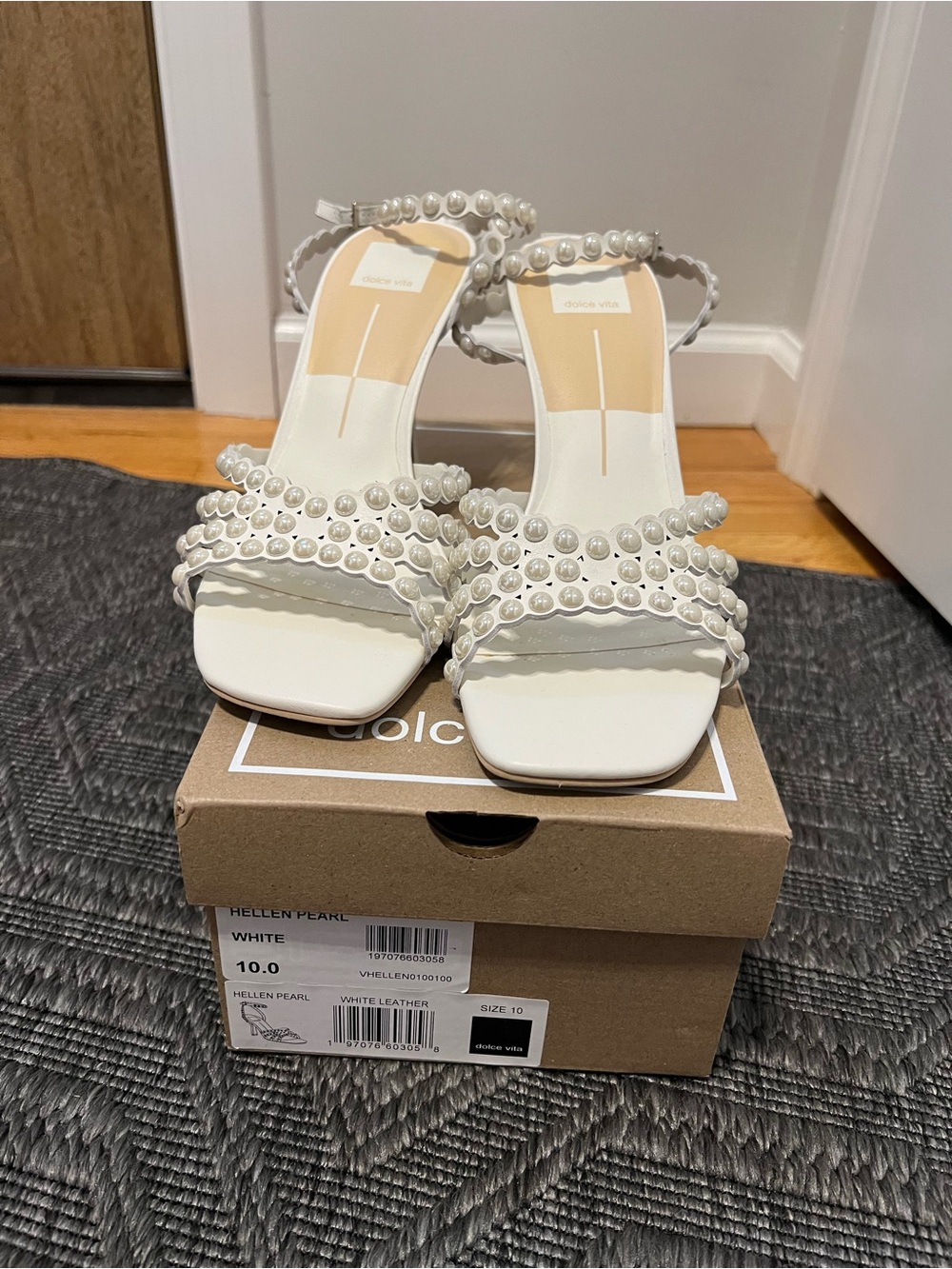 Dolce Vita White Pearl Heels - Picture 2 of 4